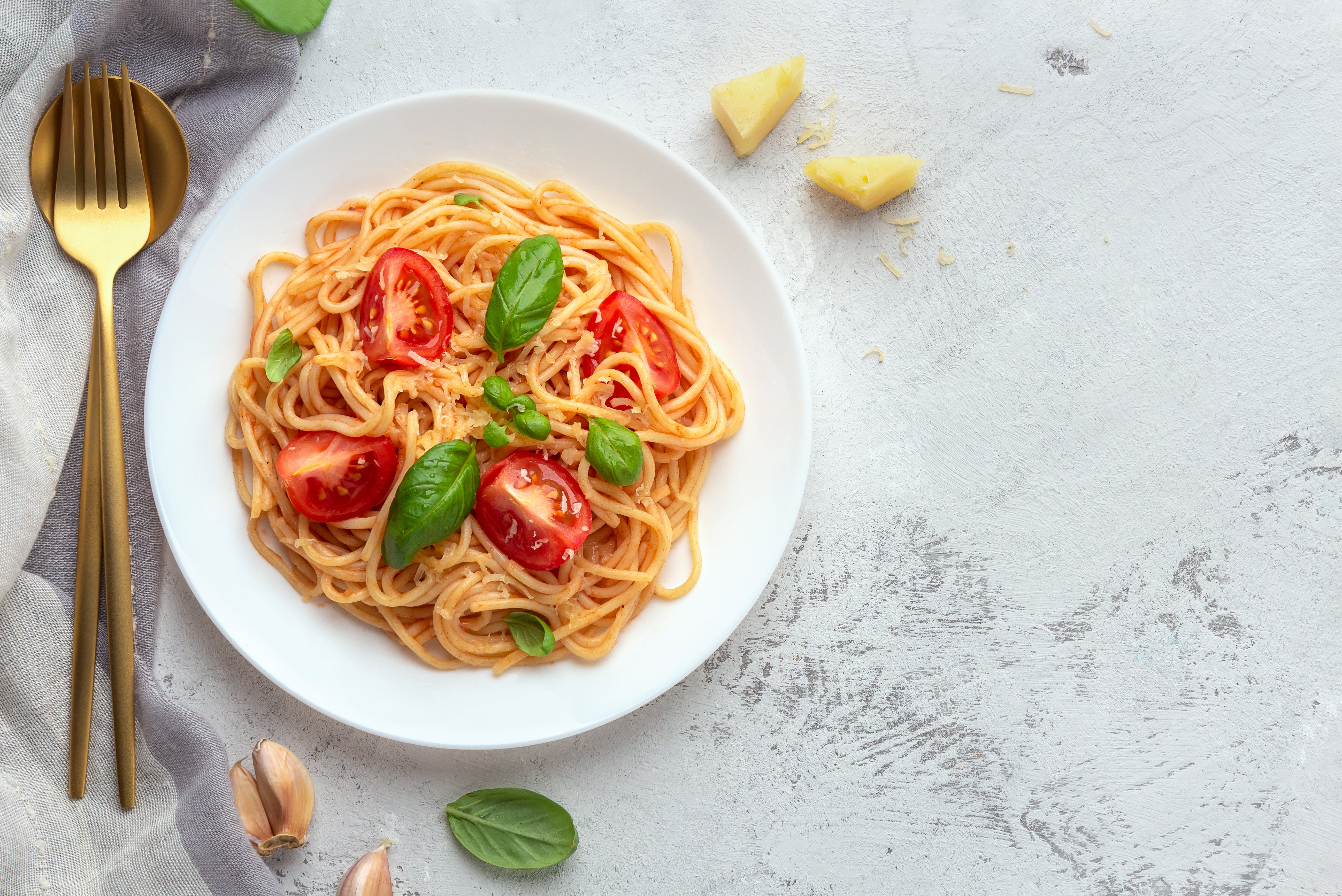 Armando Spaghetti pasta with cherry tomatoes
